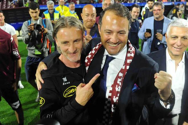 还屡次突破 还屡次突破